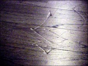 Laminate indentations 3