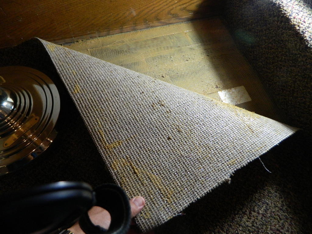 Lack of Adhesive Transfer