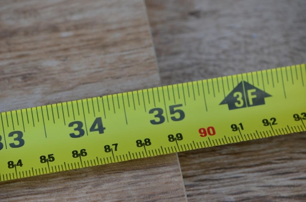 Tile Warpage - Measuring Tile